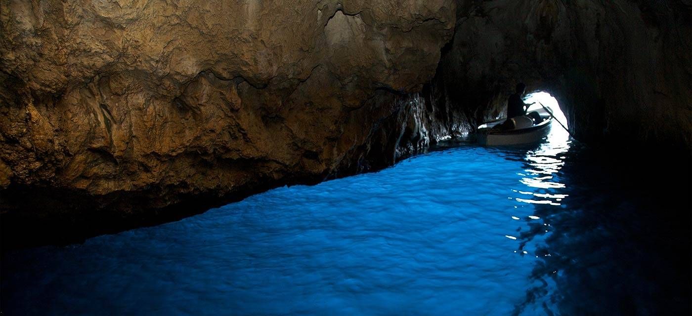 grotta azzurra italy summer