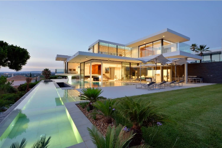 Luxury-beach-house-portugal